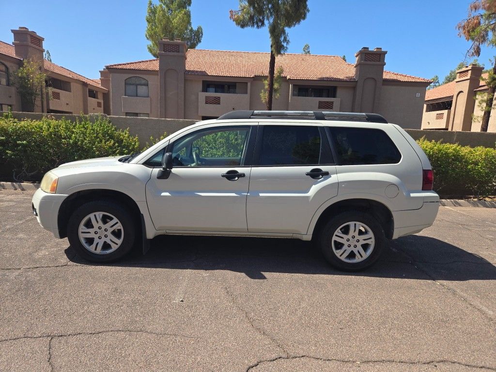 2011 Mitsubishi Endeavor