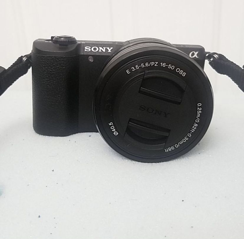 Sony Alpha A5100 Mirrorless Camera with 16-50mm lens