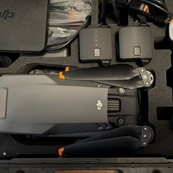 DJI Mavic 3 Fly More Combo + 3 Batteries + Backpack