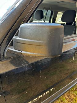 Driver side mirror/ 2017 Jeep Patriot Sport