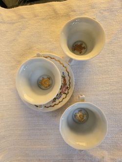 Miniature cups