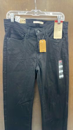 Levi’s pants. Item No 823 (Shopgoodwill)