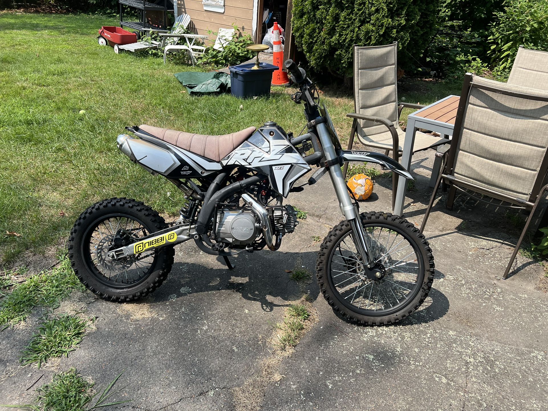 Apollo RFZ 125cc Dirt Bike