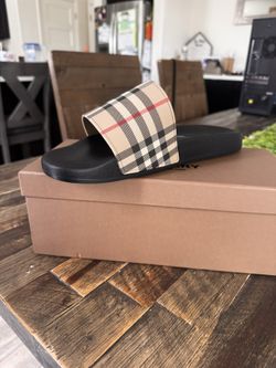 burberry slides