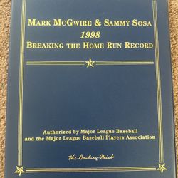 1998 Danbury Mint MLB Mark McGwire and Sammy Sosa Breaking The Home Run Record Collectors 22Kt Gold Book Set