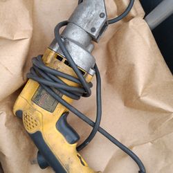 18 Gauge Swivel Head Shear (DeWalt)