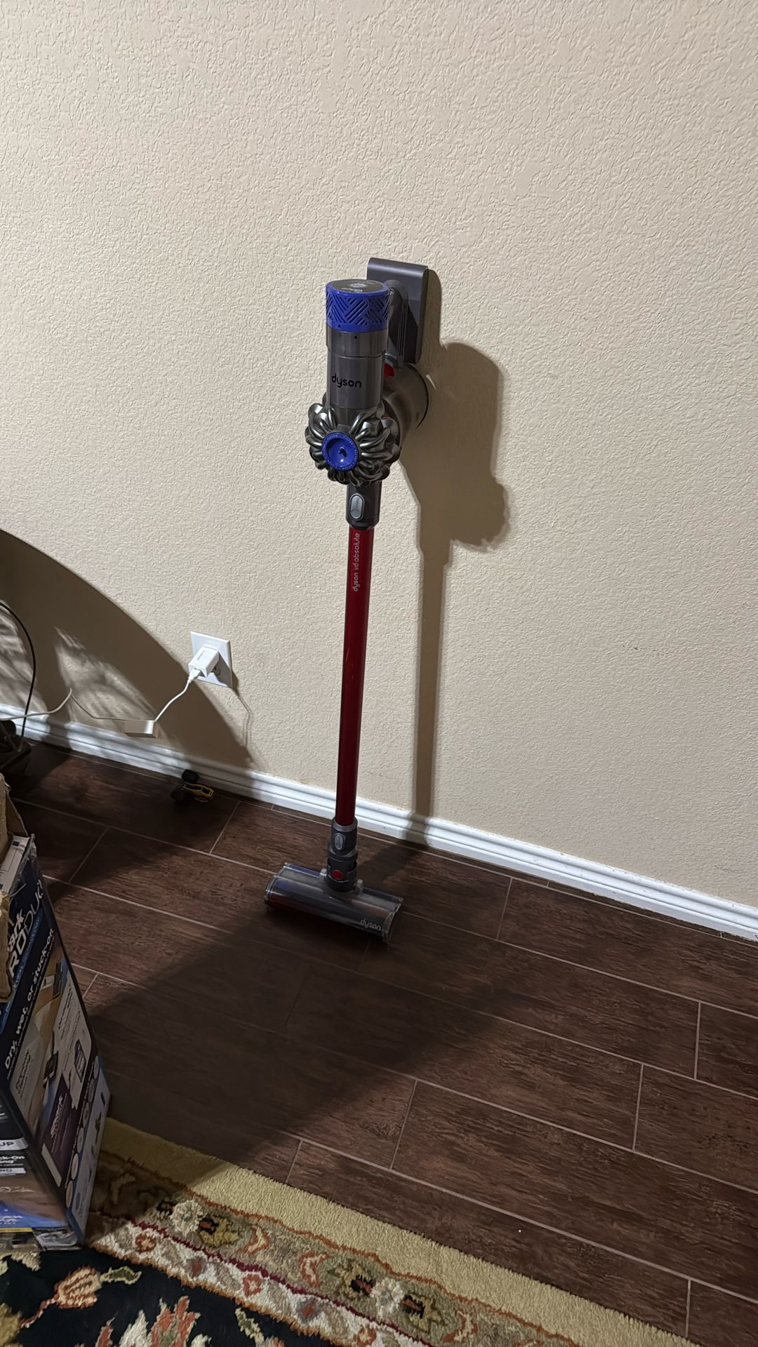 Dyson V6 Absolute