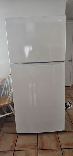 LG refrigerator