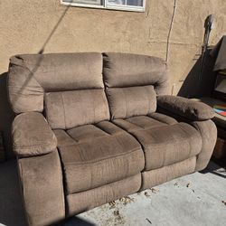 Lazy Boy Loveseat Recliner