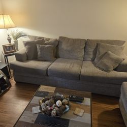 Livingroom And Diningroom 