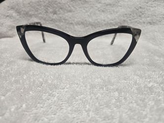 Guess- Frame Only