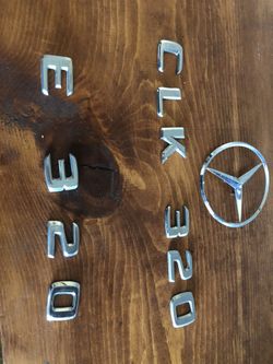 Mercedes Benze Emblems