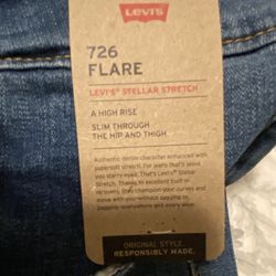 New Levi’s Women’s 16 M 