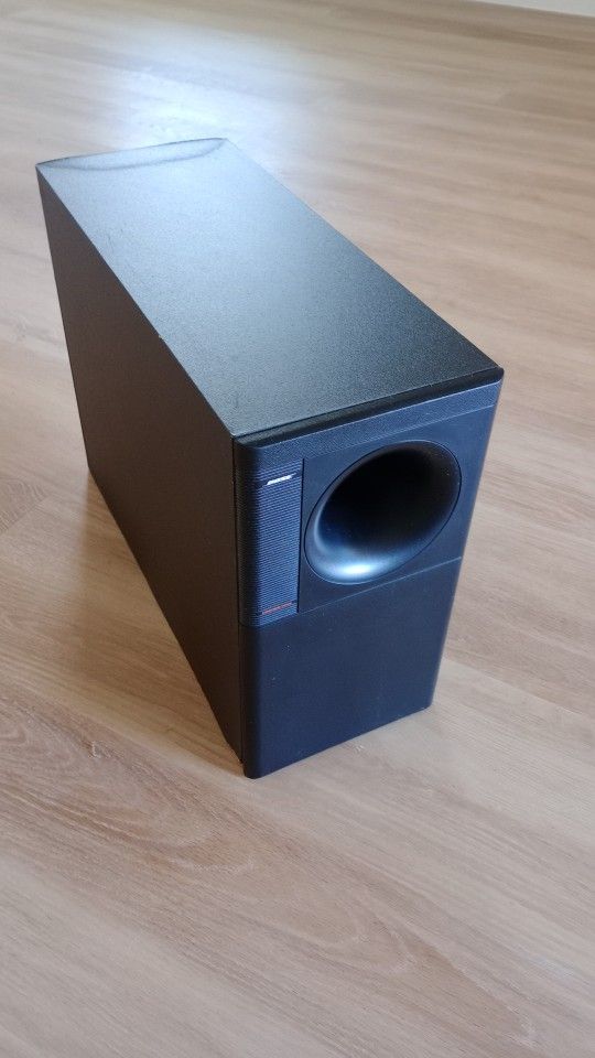 Bose Subwoofer Speaker . Working Perfectly 