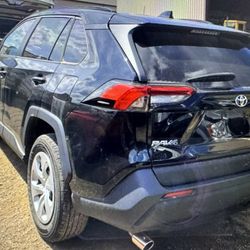 2020 Toyota RAV-4 PARTS Doors Tailgate Interior 