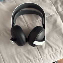 PlayStation Pulse Elite Wireless Headset