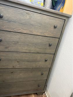 Dresser