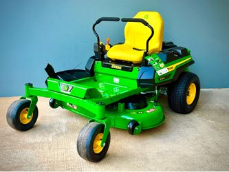 Brand new John Deere Z315E ZTrak 42-in 20 -HP V-twin Gas Zero-turn riding lawn mower