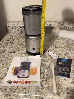Zulay Kitchen Juice Vortex, a cordless, rechargeable electric citrus juicer