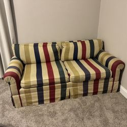 Loveseat 