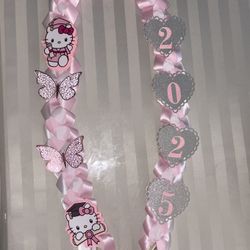 Graduation Lei Hello Kitty