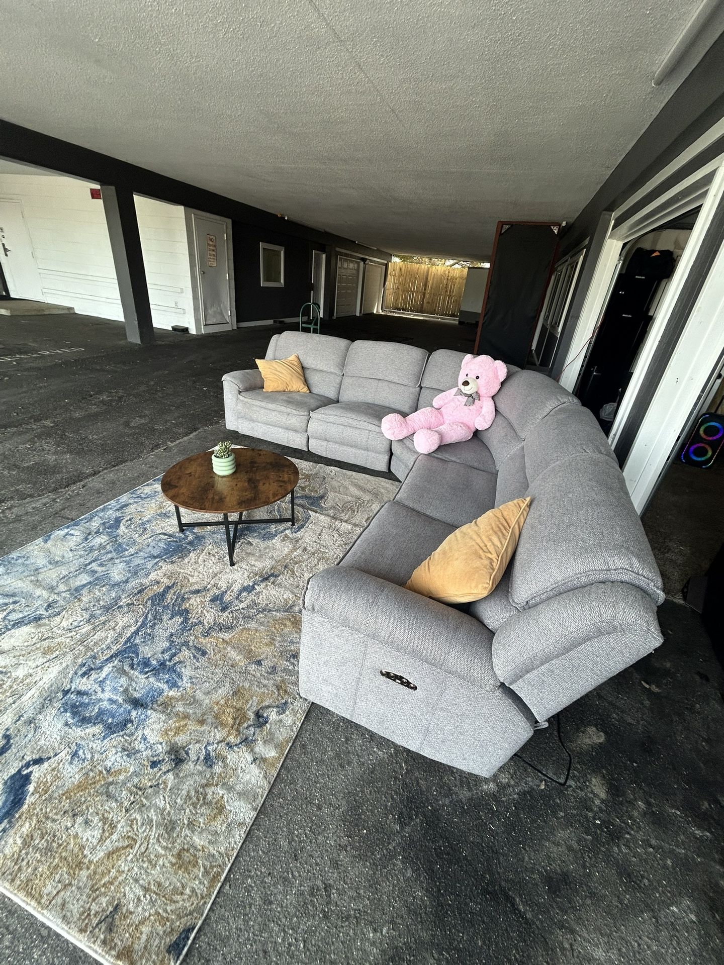 Modular Electric Reclining Sectional Sofa/ Couch