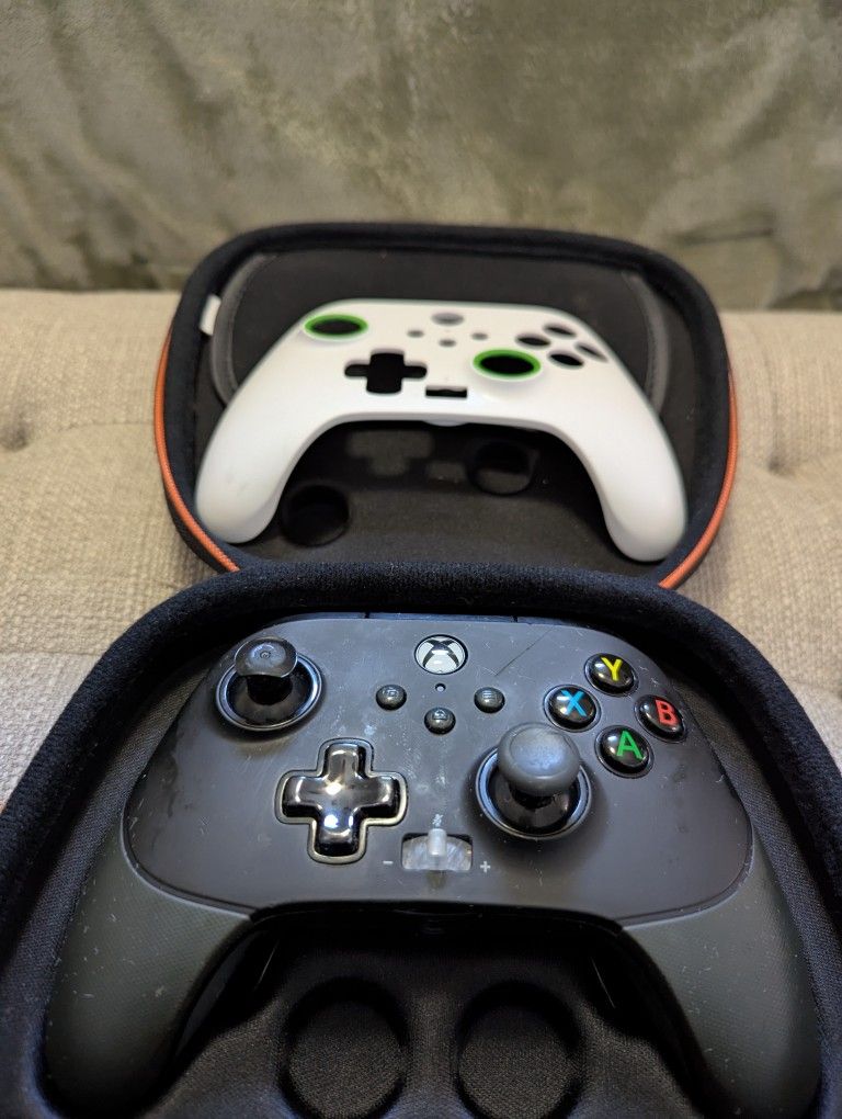 Xbox Series X/S controller wired Power A Fusion Pro 2