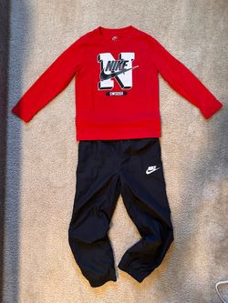 Nike Kids Long Sleeve Shirt and Pants Set size 5-6