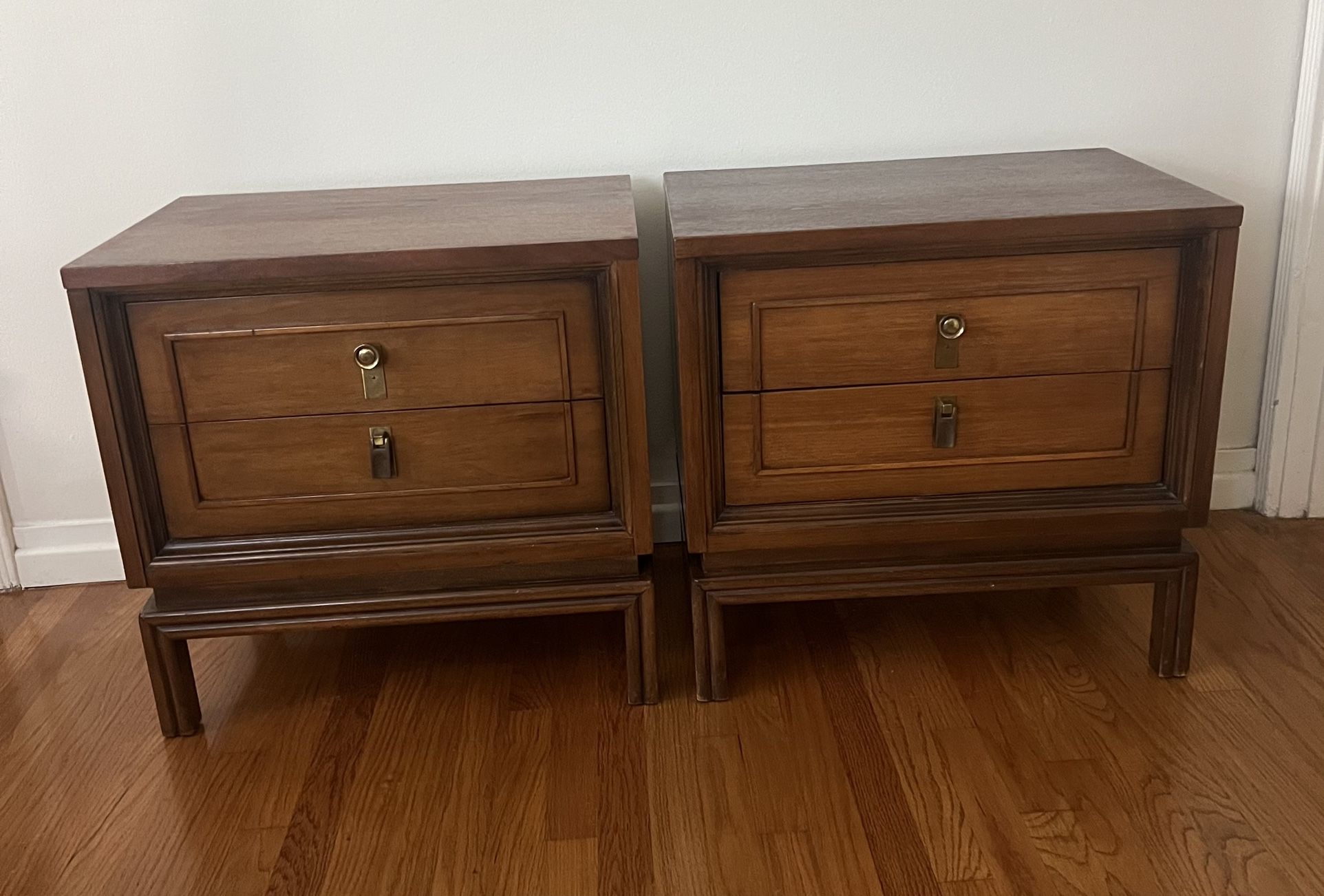 Vintage American Martinsville Asian Danish Midcentury Modern Nightstands End Tables 1960s