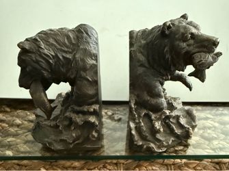 Vintage Avery Creations Grizzly Bear Resin Bookends (Set of 2)