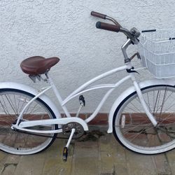 Electra Beach Cruiser Bike 26” White w/ Basket Needs Tire