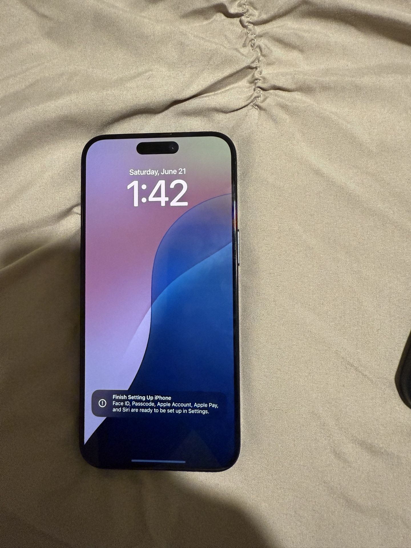 iPhone 15 Pro Max Sim Unlocked For Any carrier (256) GB