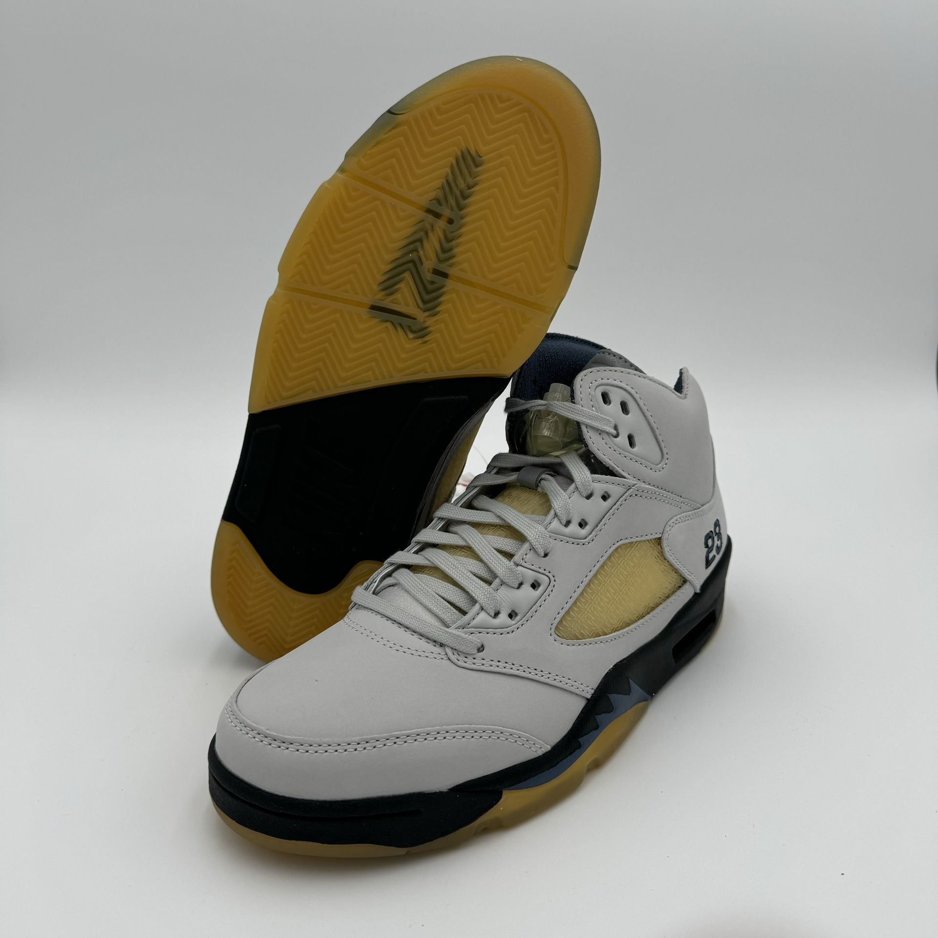 Size 9.5 - A Ma Maniére x Air Jordan 5 Retro Dawn W