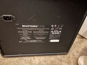 Fender Mustang LT25 Guitar Amplifier