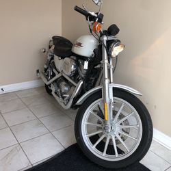 2001 Harley Davidson Sportster 883