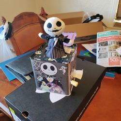 POP UP (JACK) ( TURN HANDLE PLAYS 🎵 MUSIC).    PICK ⛏️ UP ONLYp