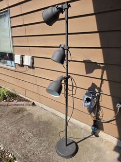 Standing lamp