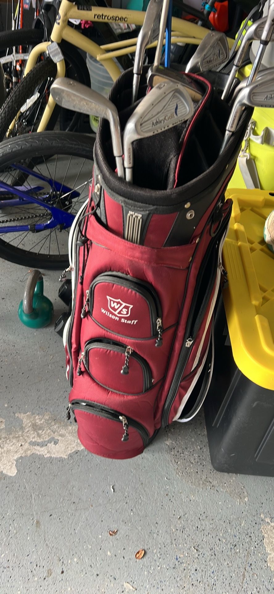 Lefty Golf Clubs and Bag