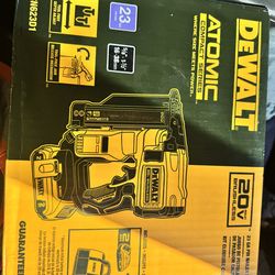 DeWALT ATOMIC 20V MAX Lithium Ion Cordless 23 Gauge Pin Nailer Kit with 2.0Ah Battery and Charger