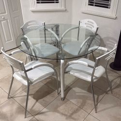 White Dining table and chairs