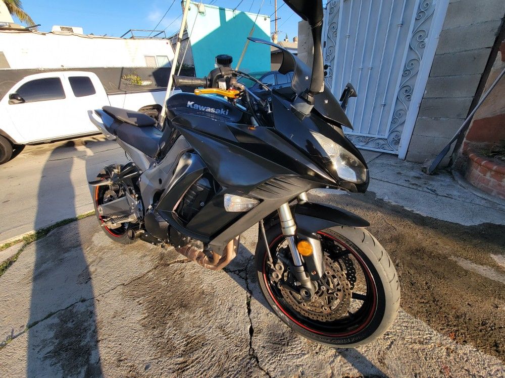 2011 Kawasaki Z1000sx