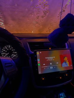 Pioneer Apple CarPlay screen and remote