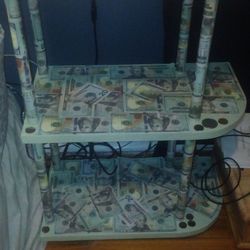 Lightweight Money Table