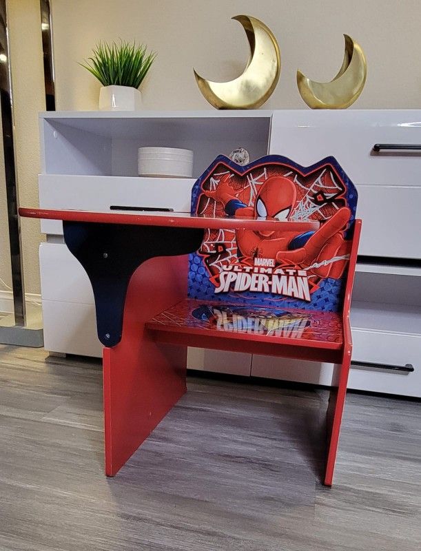 Chair Desk , Spider-Man 👩‍💻✍️👍😊