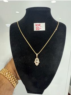 10K Yellow Gold Chain and Pendant CUBIC ZIRCONIUM STONES 22 Inches Long