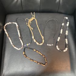 Set Of 6 Choker Necklaces 