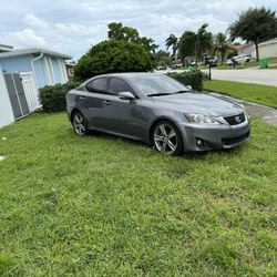 2012 Lexus IS