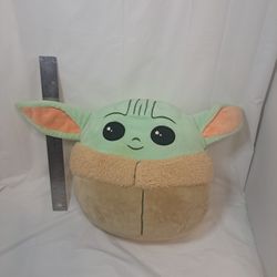 Baby Yoda Squishmallow 
