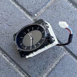 Infiniti G35 05-07 Coupe base X Dashboard Analog Clock 25810- AC700 OEM