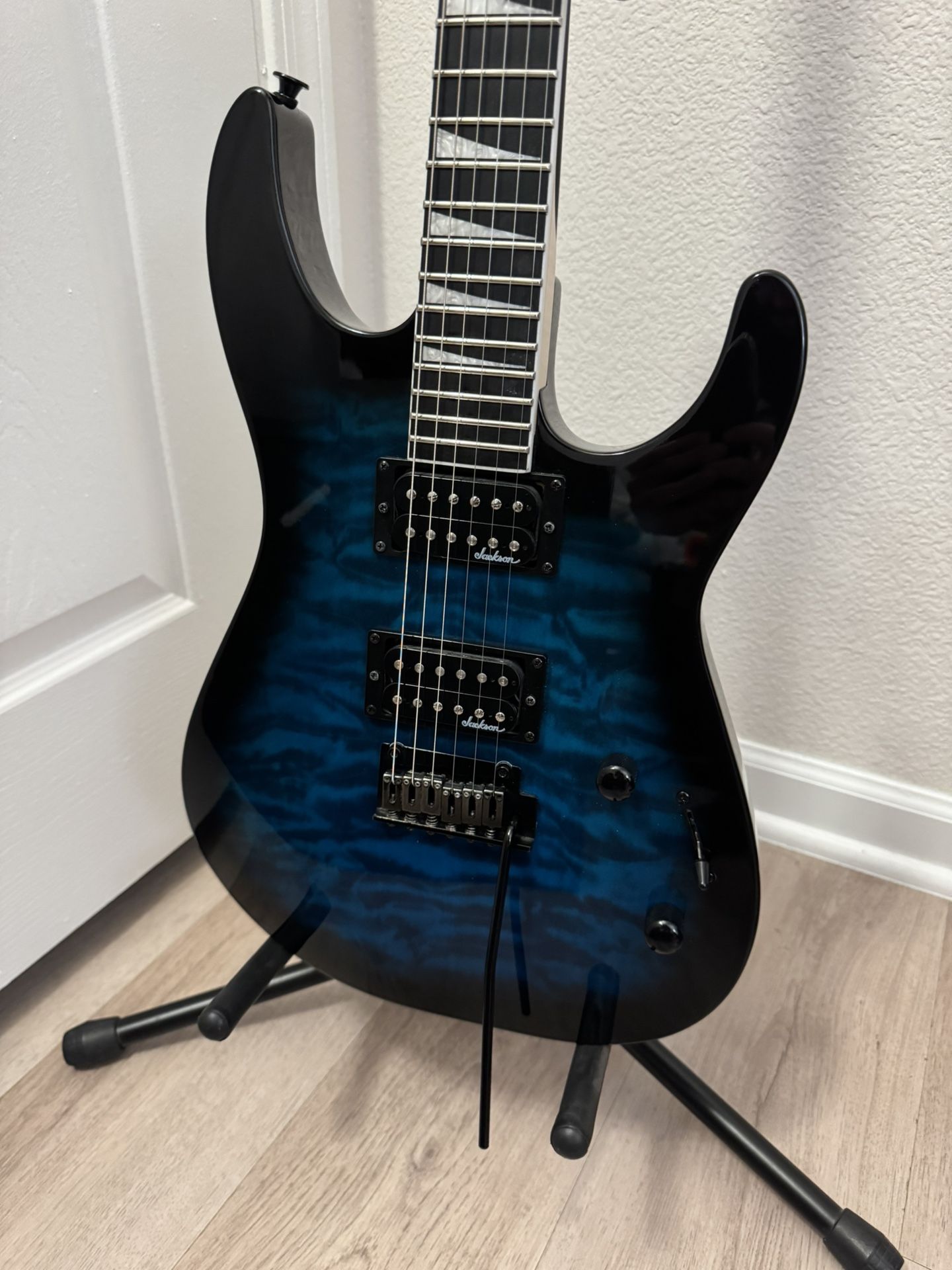 Jackson JS20 Electric Guitar Transparent Blue